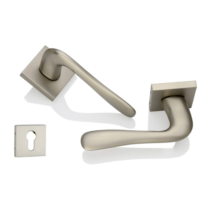 Brass Rose Handle DBRH 4026 Ss Antique