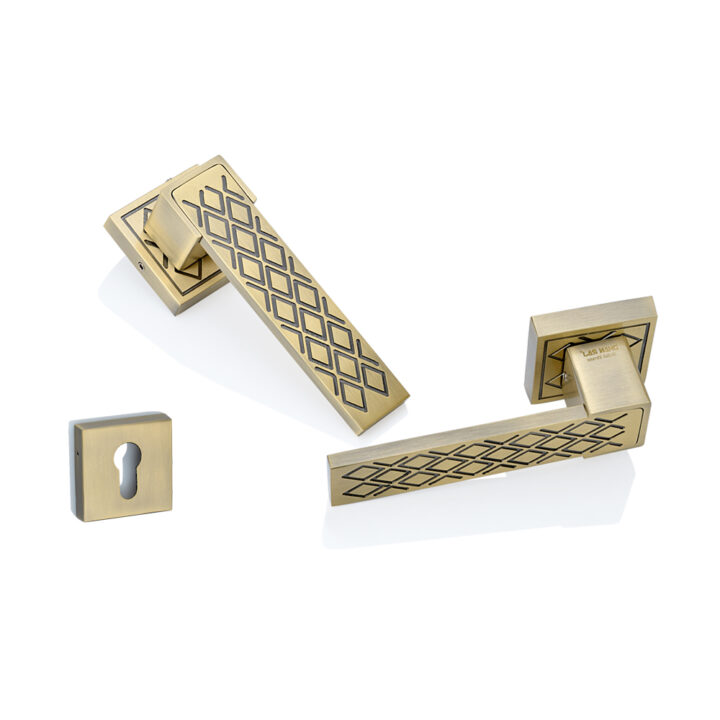 Brass Rose Handle DBRH 9954 Antique